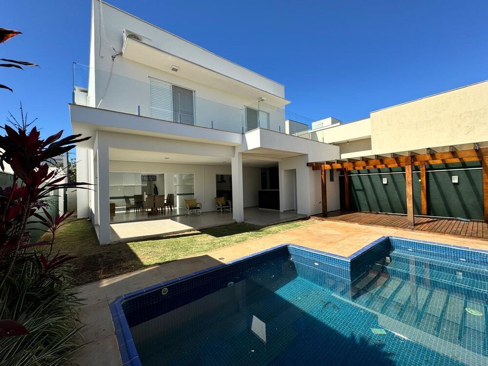 Casa à venda e aluguel com 3 quartos, 360m² - Foto 10