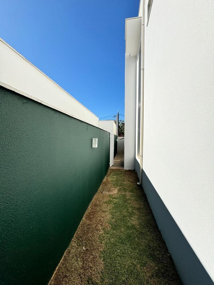 Casa à venda e aluguel com 3 quartos, 360m² - Foto 12