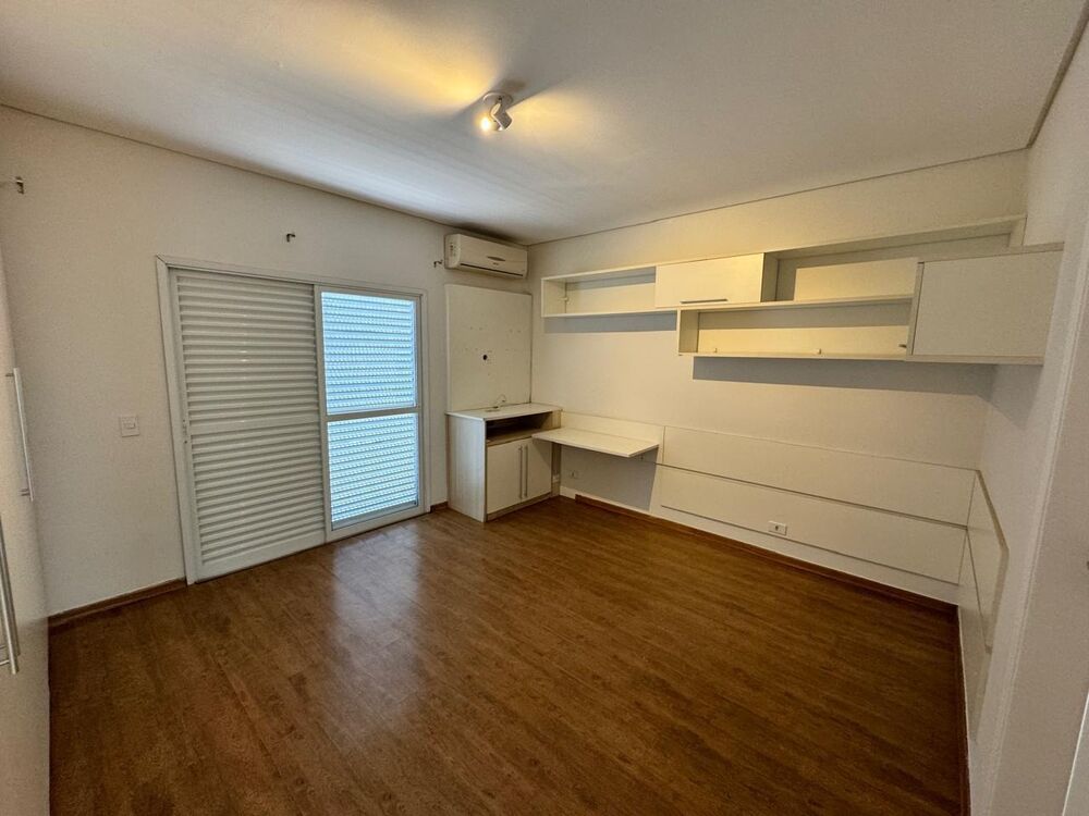 Casa à venda e aluguel com 3 quartos, 360m² - Foto 19