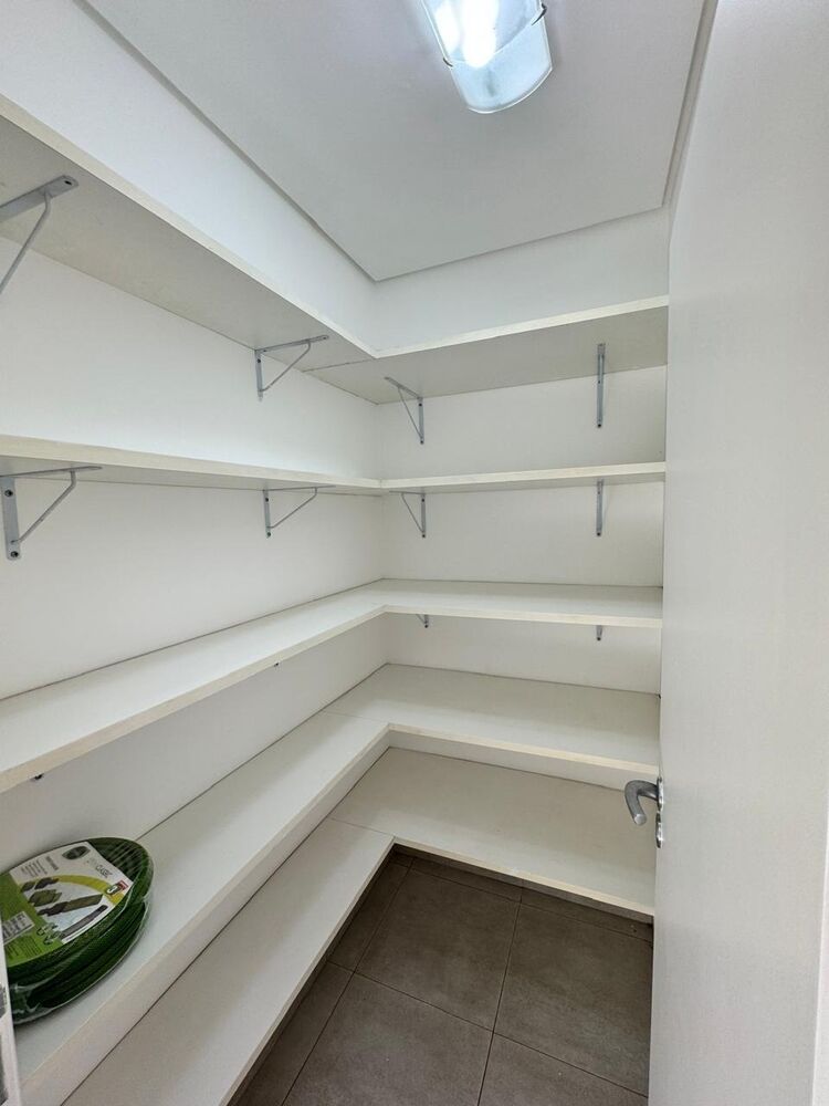 Casa à venda e aluguel com 3 quartos, 360m² - Foto 15