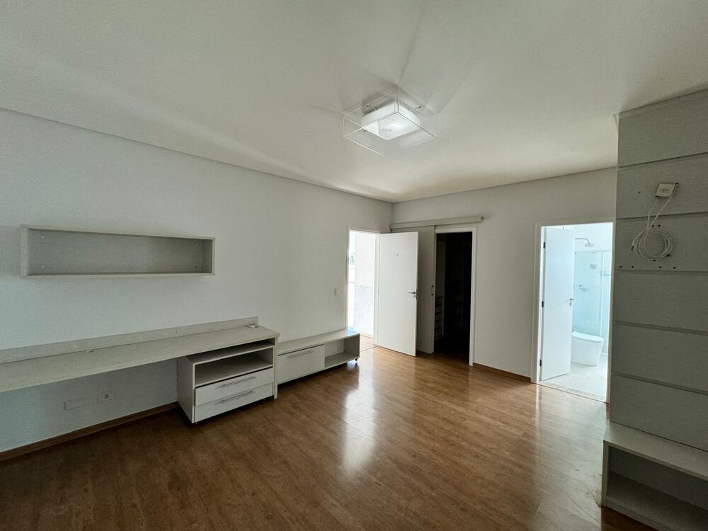 Casa à venda e aluguel com 3 quartos, 360m² - Foto 23