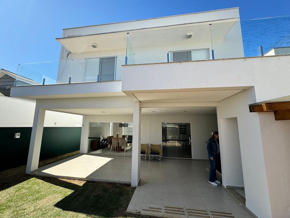 Casa à venda e aluguel com 3 quartos, 360m² - Foto 8