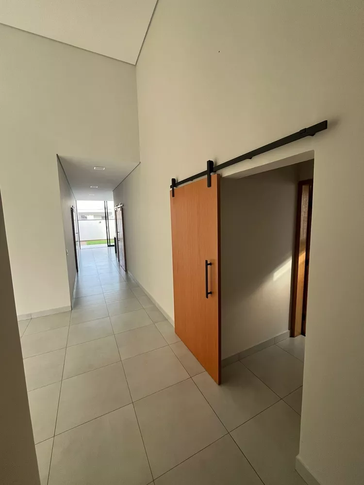 Casa à venda com 3 quartos, 169m² - Foto 4