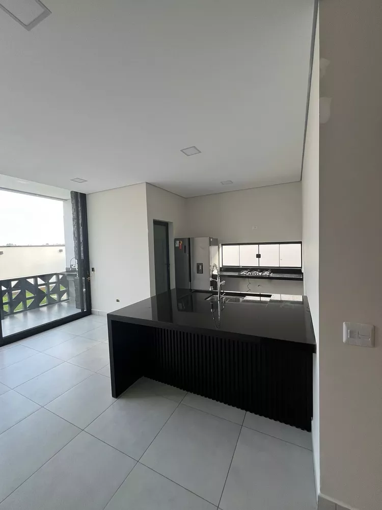 Casa à venda com 3 quartos, 169m² - Foto 10