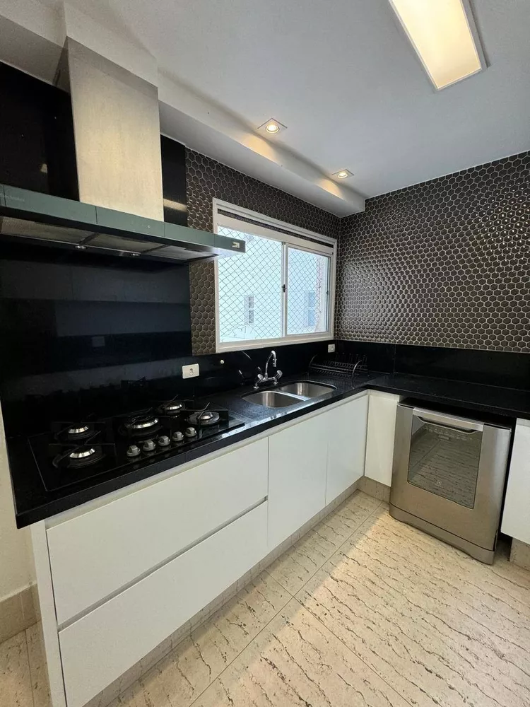 Apartamento, 3 quartos, 315 m² - Foto 2