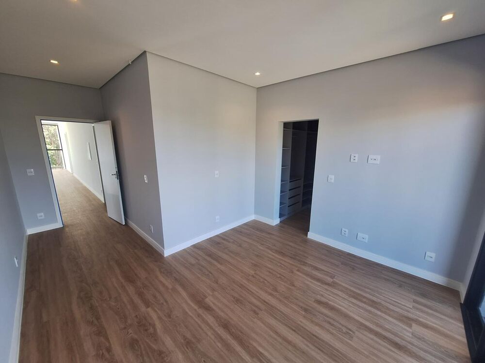 Casa à venda com 4 quartos, 340m² - Foto 10