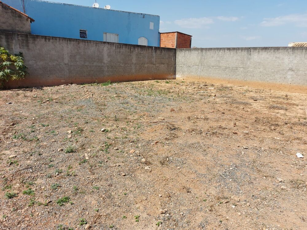 Terreno, 300 m² - Foto 1