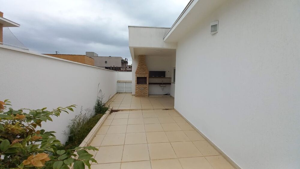 Casa à venda com 3 quartos, 300m² - Foto 22