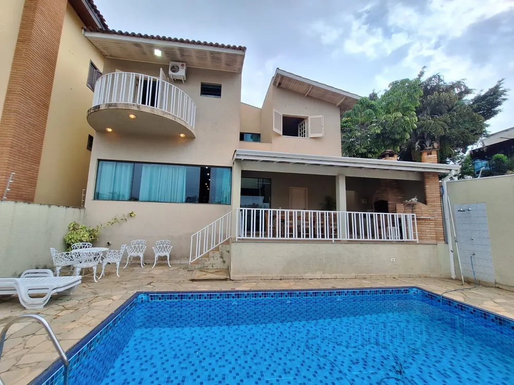 Casa, 5 quartos, 380 m² - Foto 1