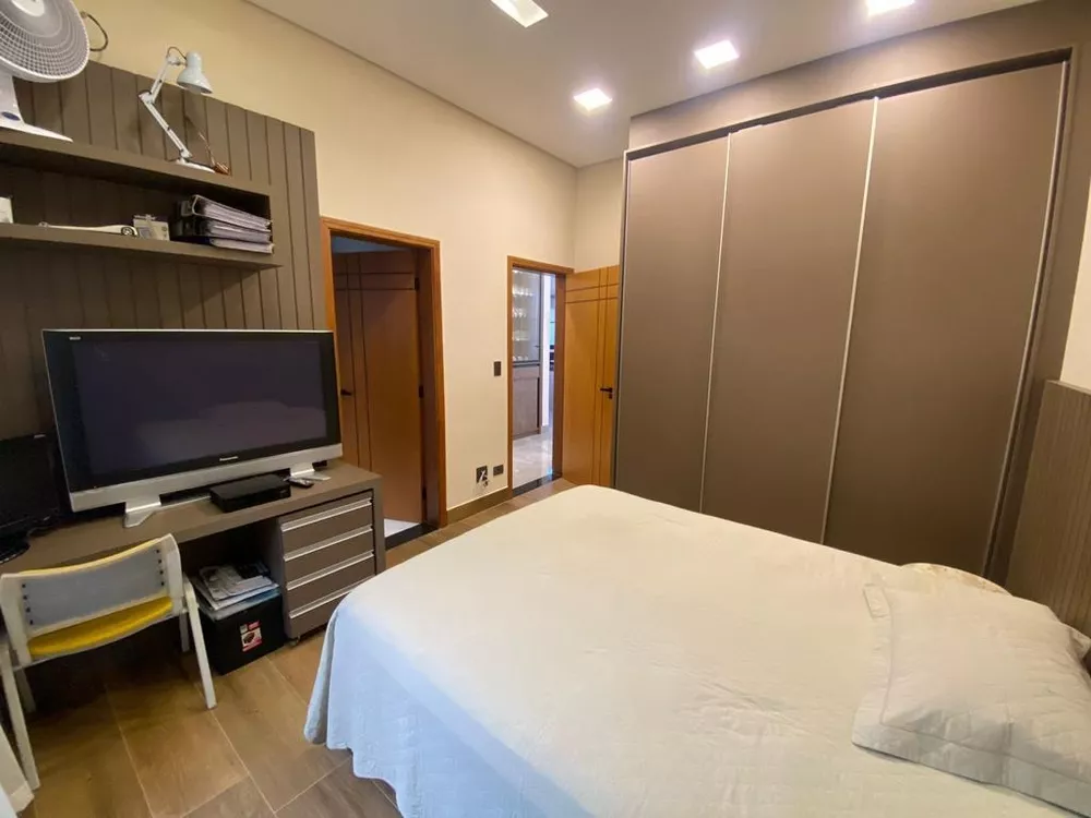 Casa, 3 quartos, 300 m² - Foto 4