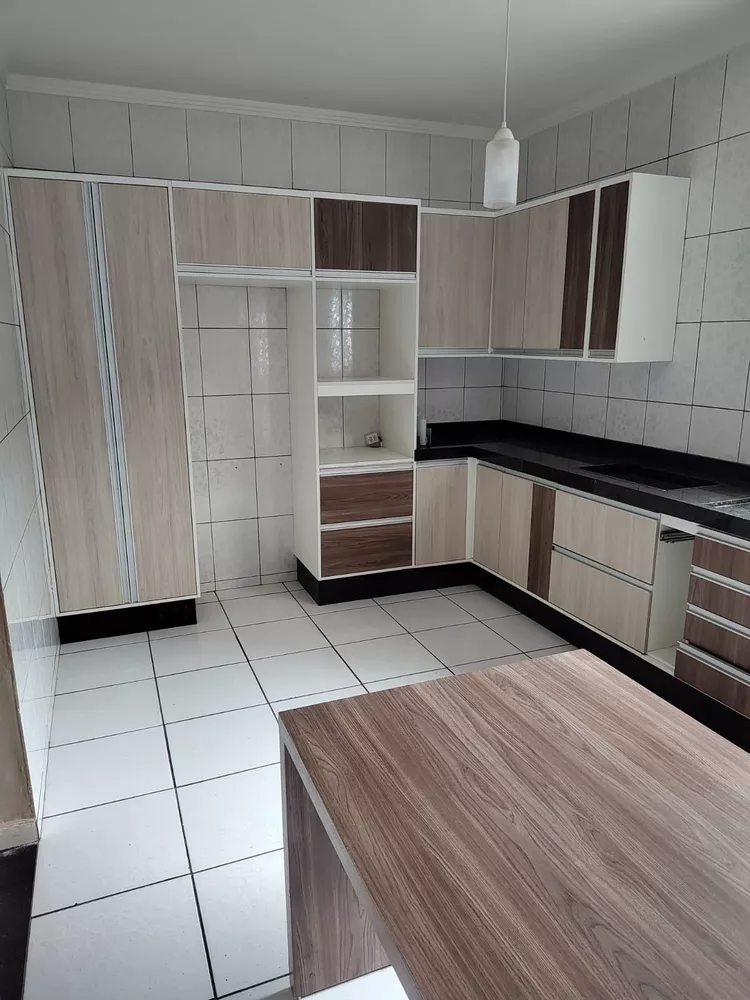 Casa à venda com 3 quartos, 180m² - Foto 6