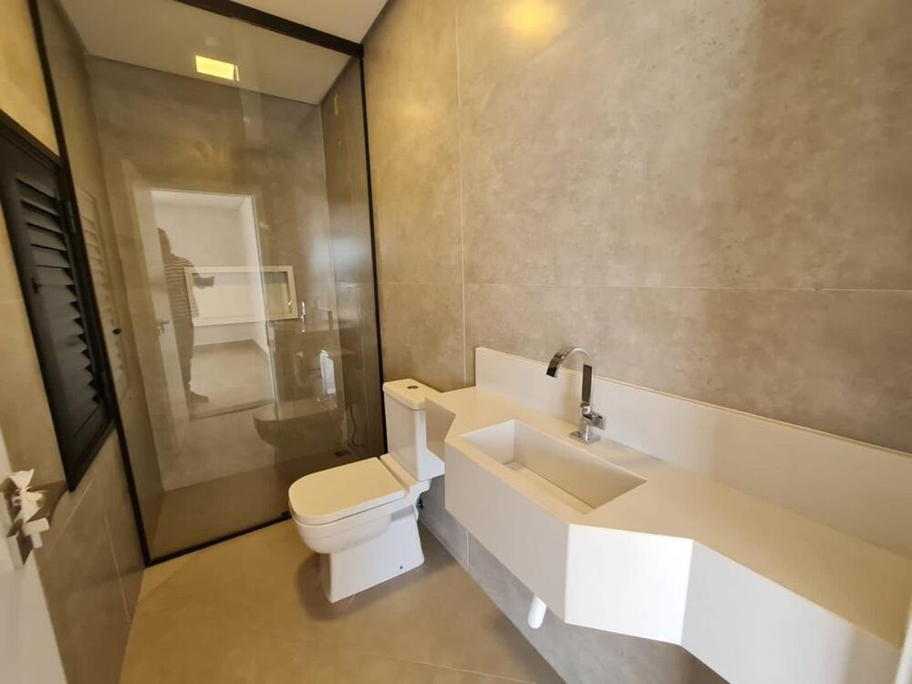 Casa, 4 quartos, 1000 m² - Foto 1
