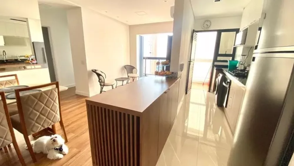 Apartamento à venda com 2 quartos, 62m² - Foto 4