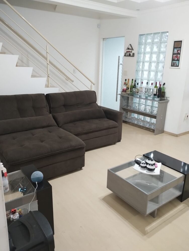 Casa à venda com 4 quartos, 393m² - Foto 1