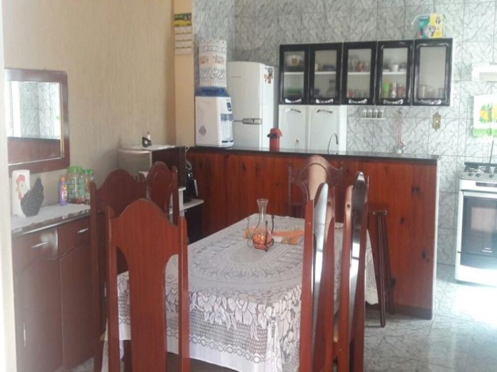 Casa à venda com 2 quartos, 160m² - Foto 2
