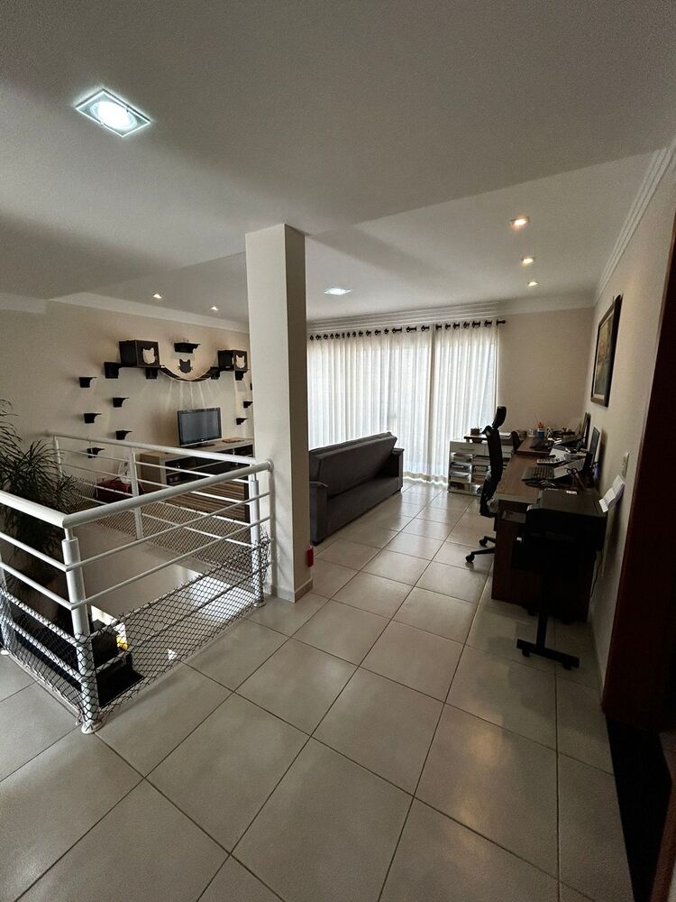 Casa, 3 quartos, 310 m² - Foto 35