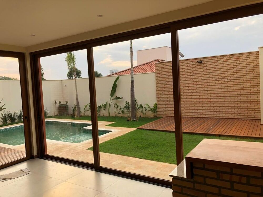 Casa à venda com 4 quartos, 370m² - Foto 8