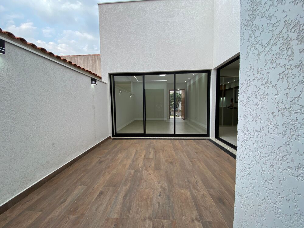Casa, 3 quartos, 167 m² - Foto 2