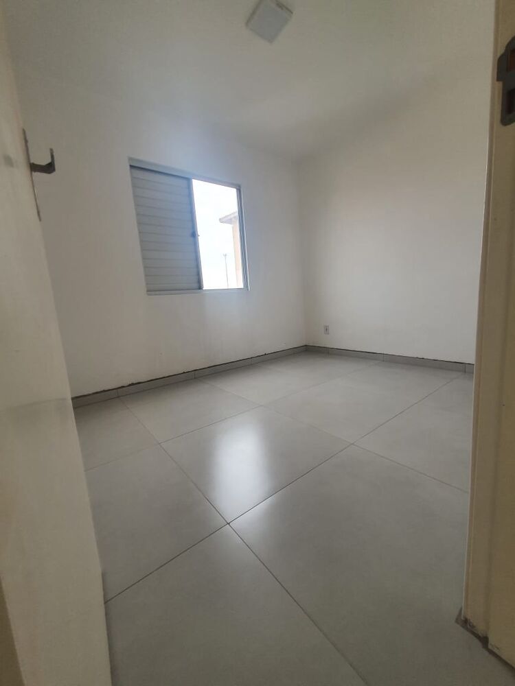 Apartamento à venda com 2 quartos, 48m² - Foto 3
