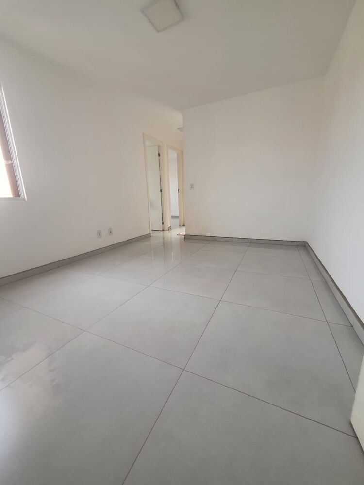 Apartamento à venda com 2 quartos, 48m² - Foto 2
