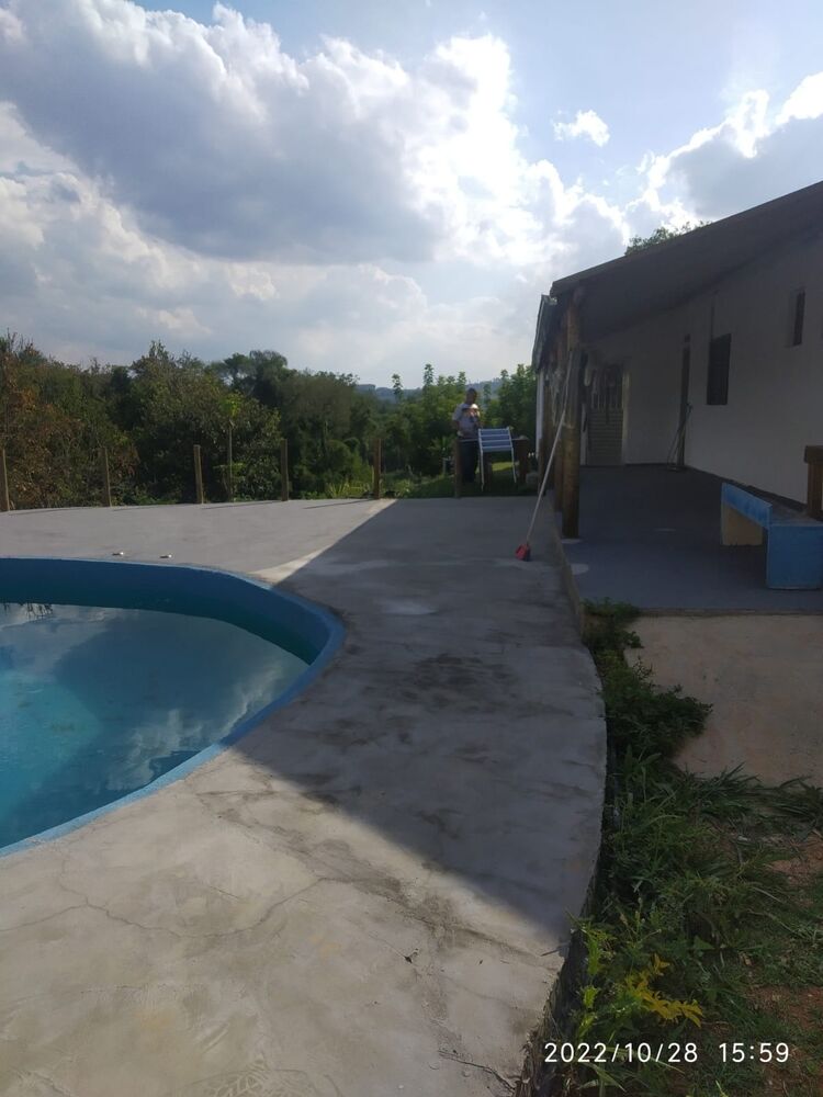 Chácara à venda com 2 quartos, 167m² - Foto 1