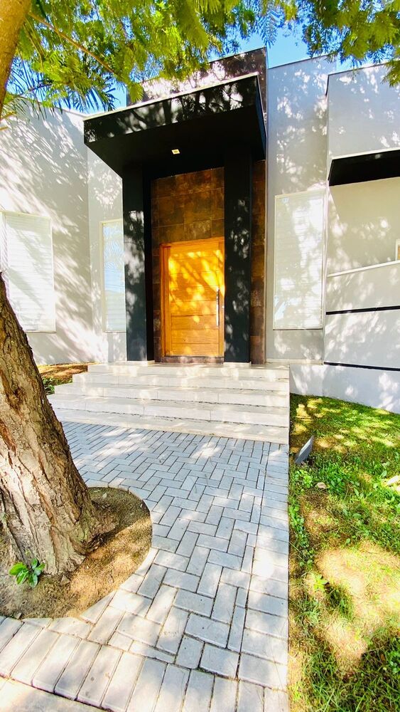Casa à venda e aluguel com 3 quartos, 165m² - Foto 4