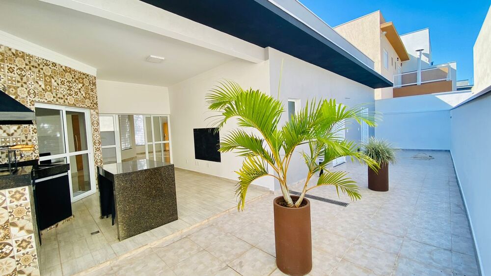 Casa à venda e aluguel com 3 quartos, 165m² - Foto 9
