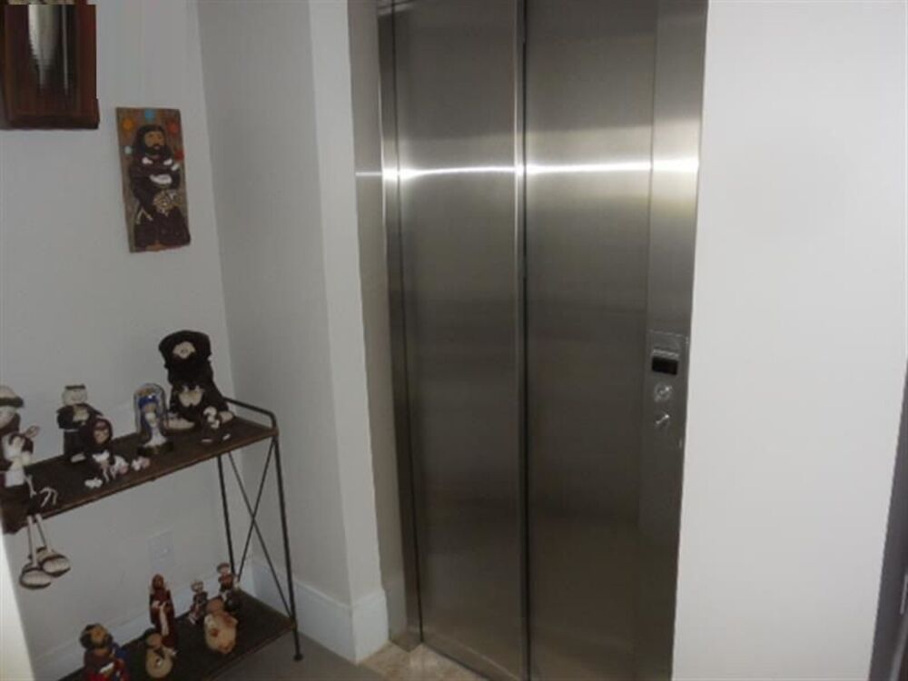 Casa, 6 quartos, 654 m² - Foto 1