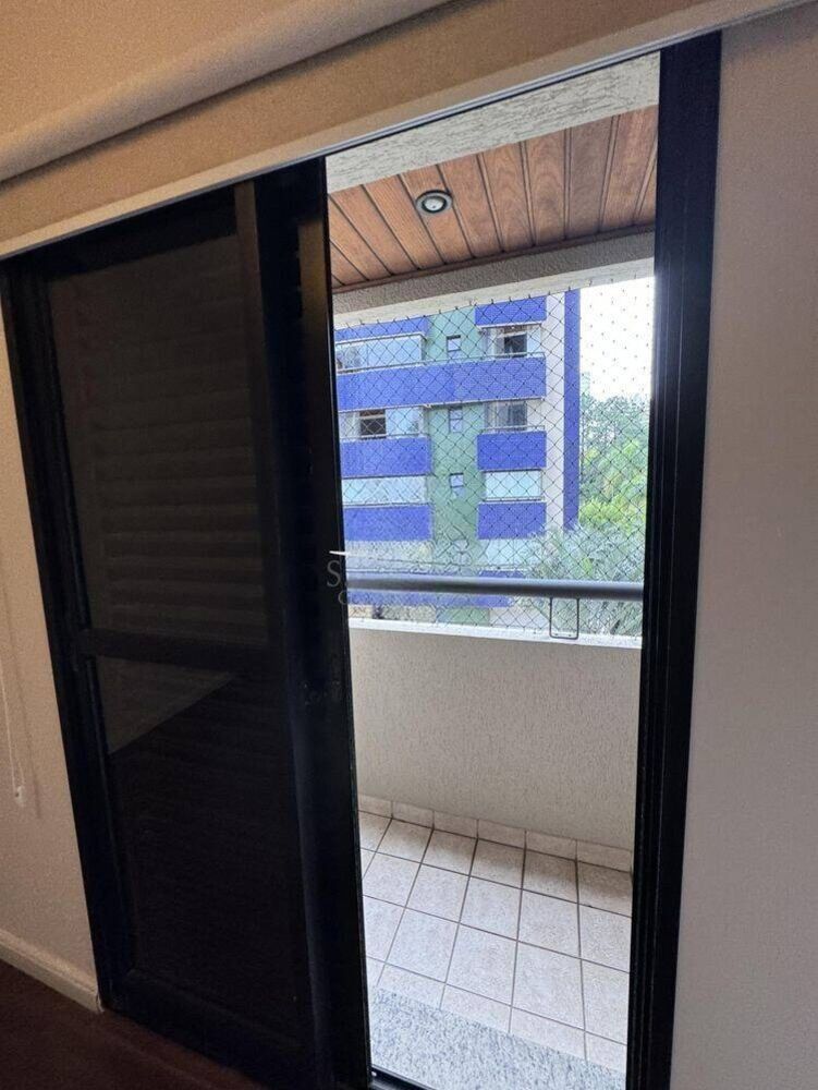 Apartamento, 3 quartos, 160 m² - Foto 2