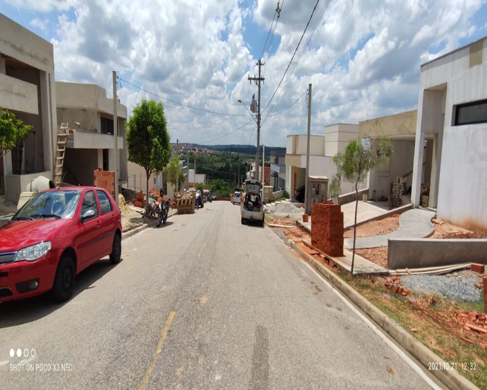 Loteamento e Condomínio, 250 m² - Foto 1