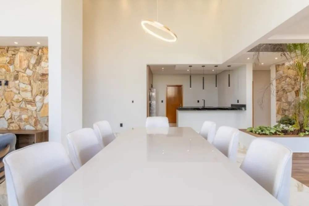 Casa, 3 quartos, 234 m² - Foto 1