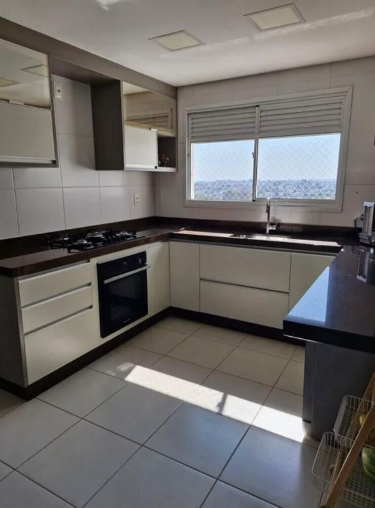 Apartamento à venda com 3 quartos, 167m² - Foto 6
