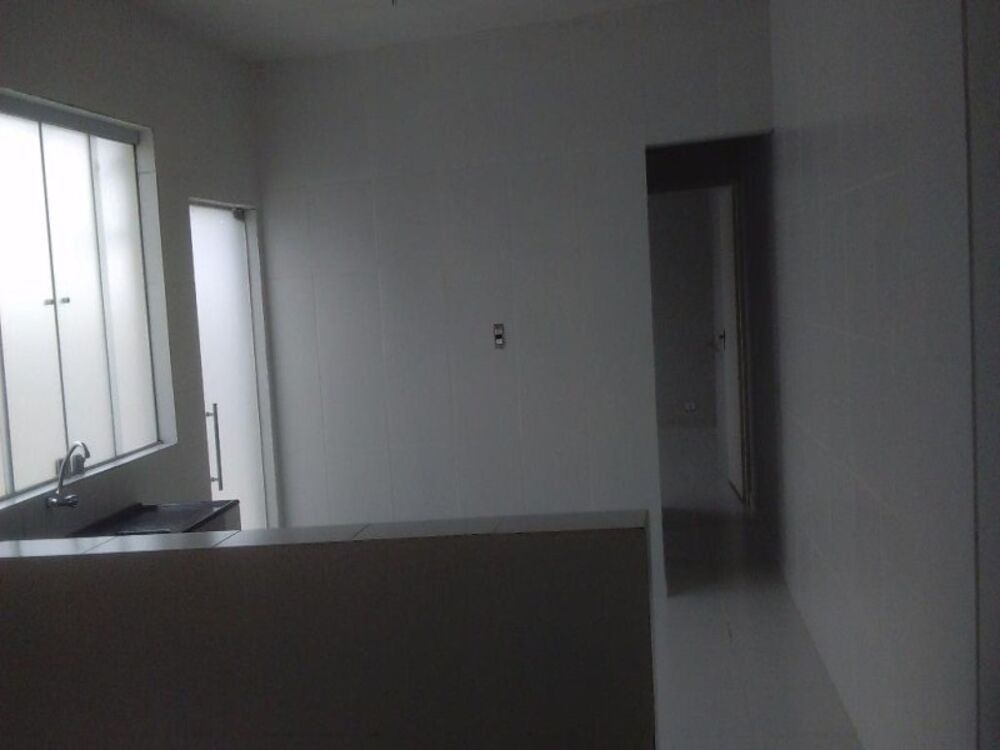 Casa à venda com 2 quartos, 125m² - Foto 4
