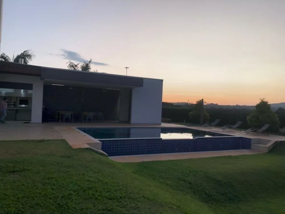 Casa à venda com 4 quartos, 550m² - Foto 14