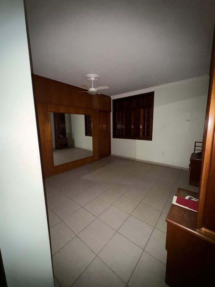 Prédio Inteiro - Foto 1