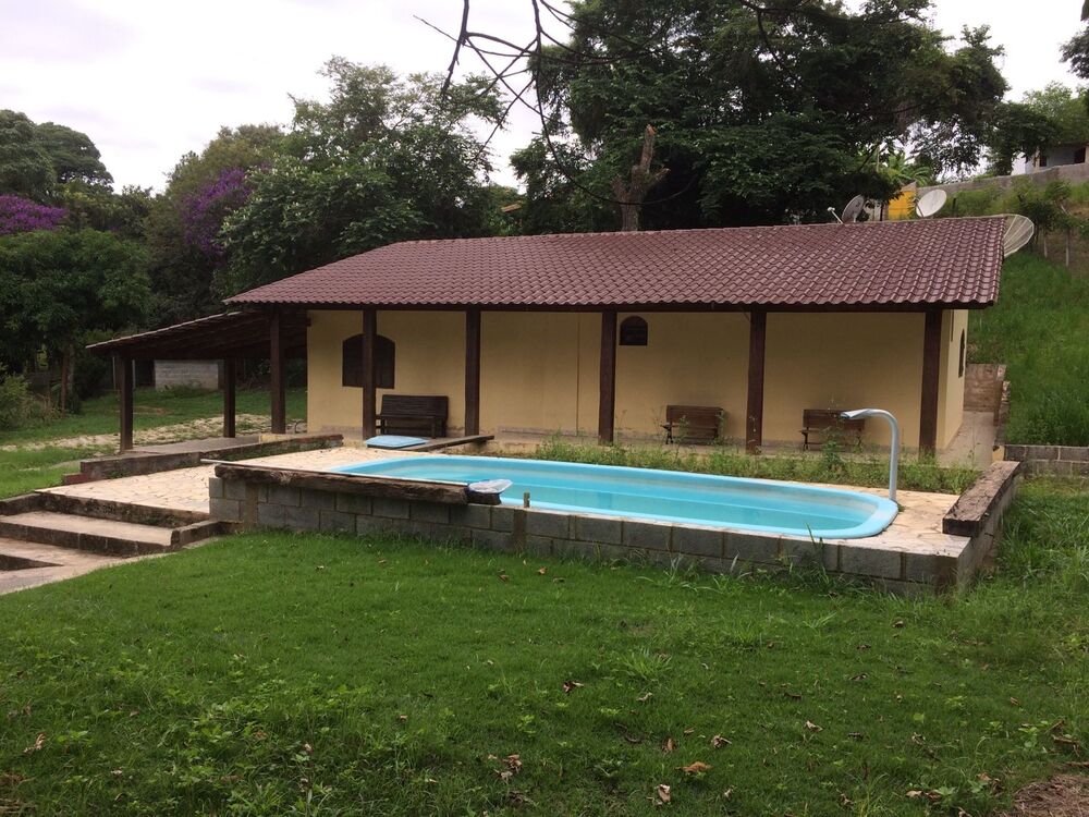 Sítio, 2 quartos, 9000 m² - Foto 1