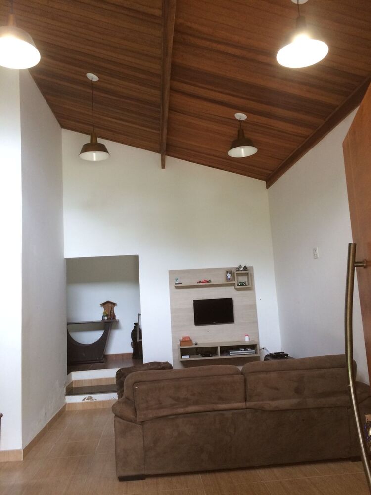Sítio, 2 quartos, 9000 m² - Foto 9