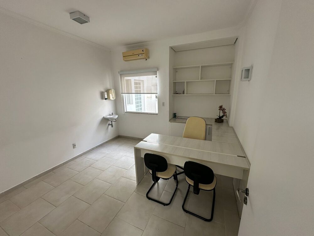 Prédio Inteiro - Foto 1