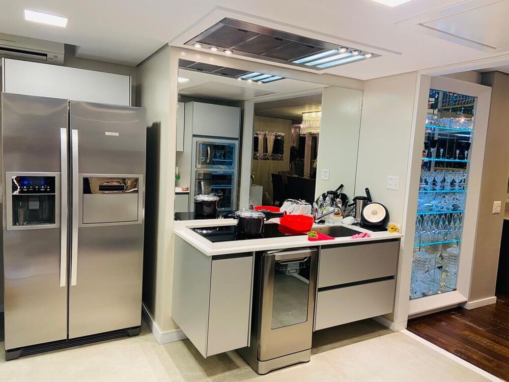 Apartamento para alugar com 2 quartos, 60m² - Foto 17
