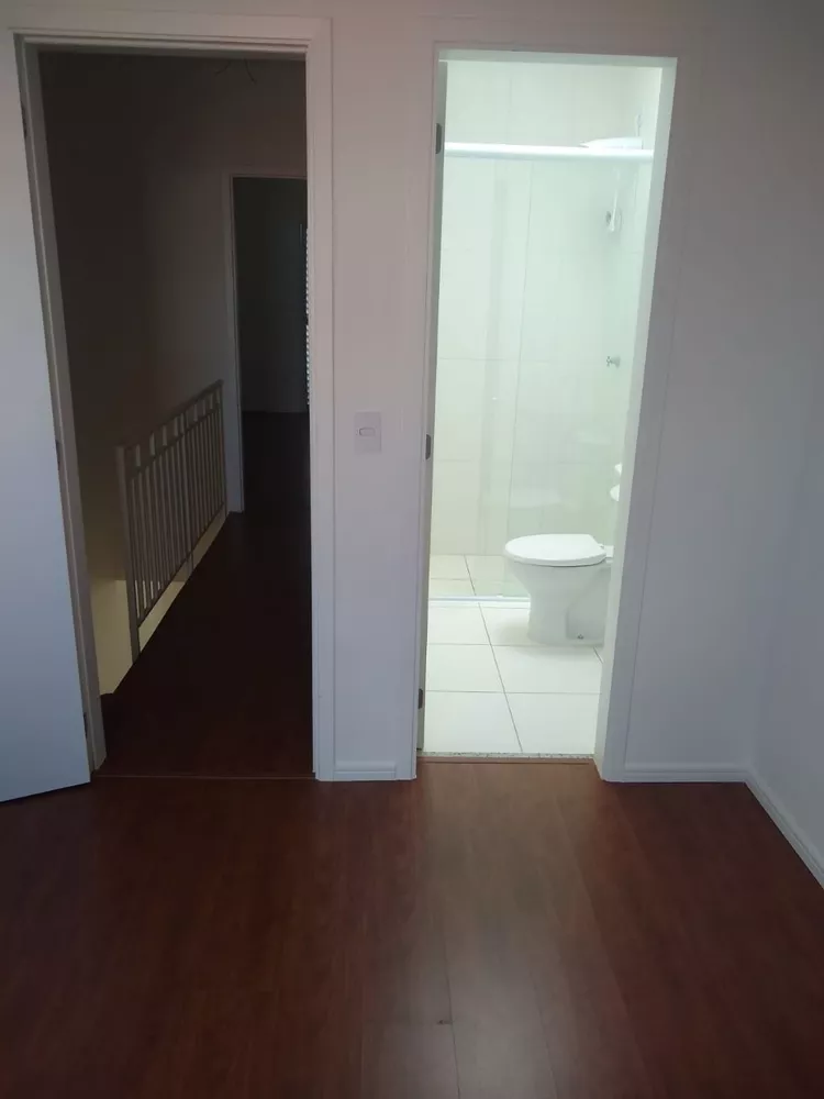 Casa à venda com 3 quartos, 100m² - Foto 3