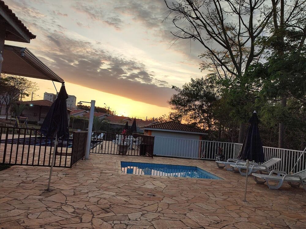 Casa, 2 quartos, 70 m² - Foto 1