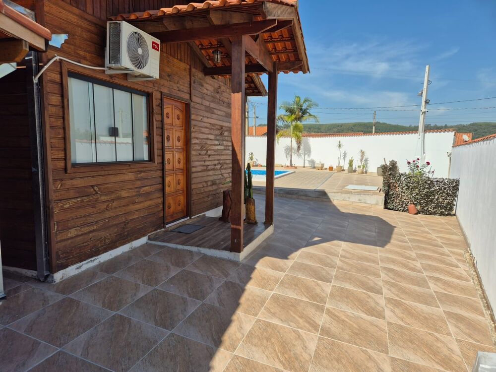 Chácara à venda com 2 quartos, 400m² - Foto 2