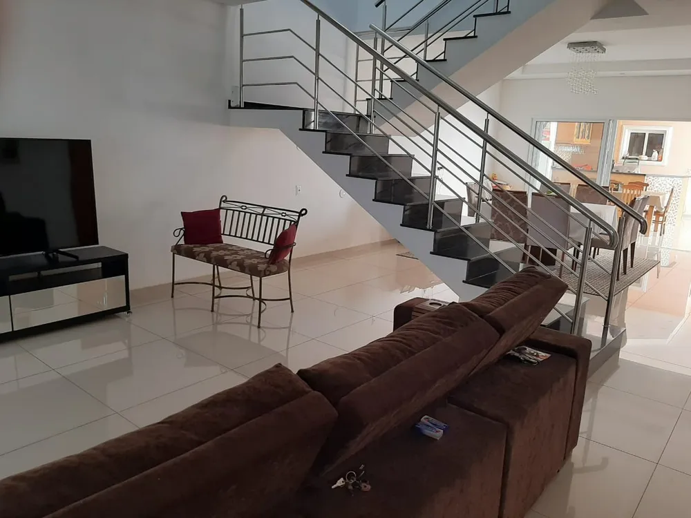 Casa, 4 quartos, 280 m² - Foto 2