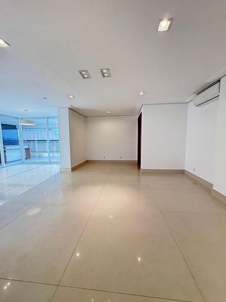 Apartamento para alugar com 3 quartos, 215m² - Foto 3