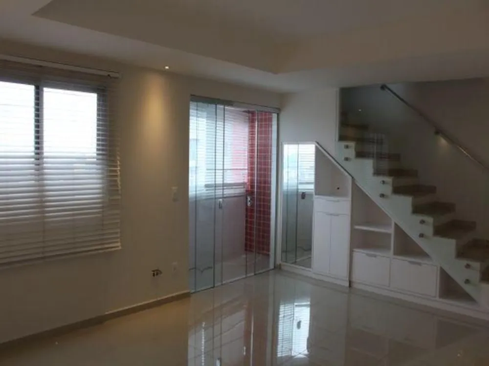 Cobertura, 3 quartos, 180 m² - Foto 2