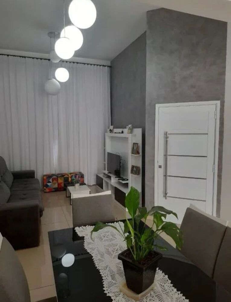 Casa à venda com 3 quartos - Foto 1