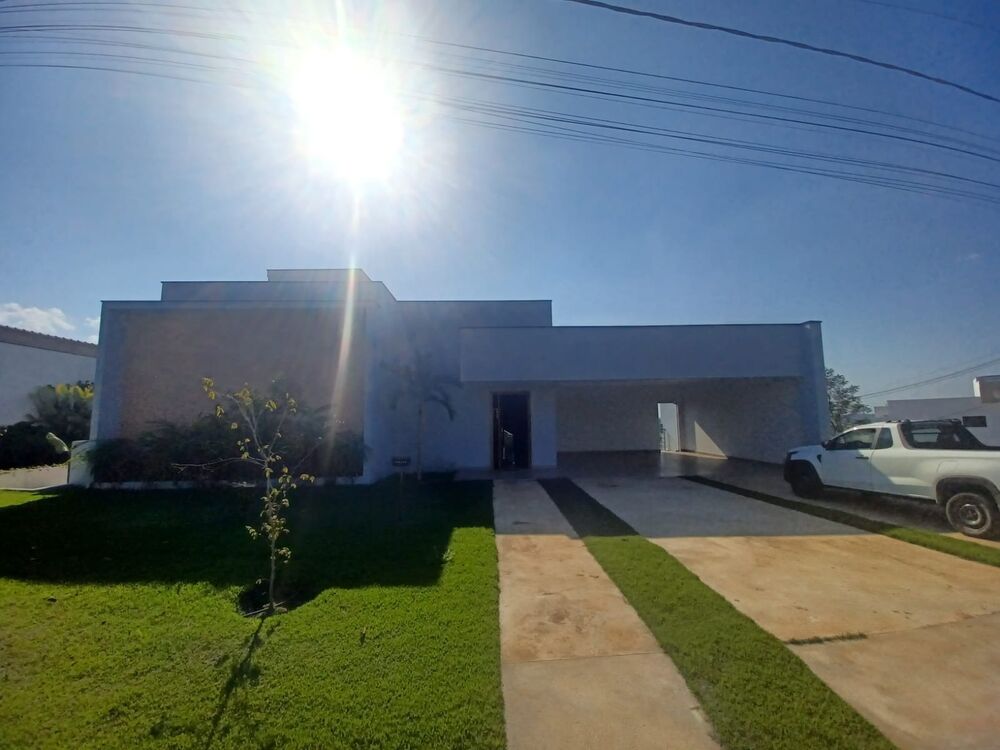 Casa, 3 quartos, 975 m² - Foto 1