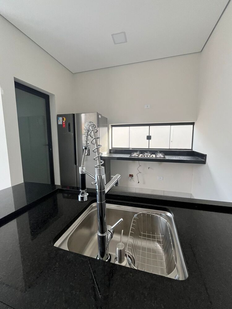 Casa, 3 quartos, 169 m² - Foto 3