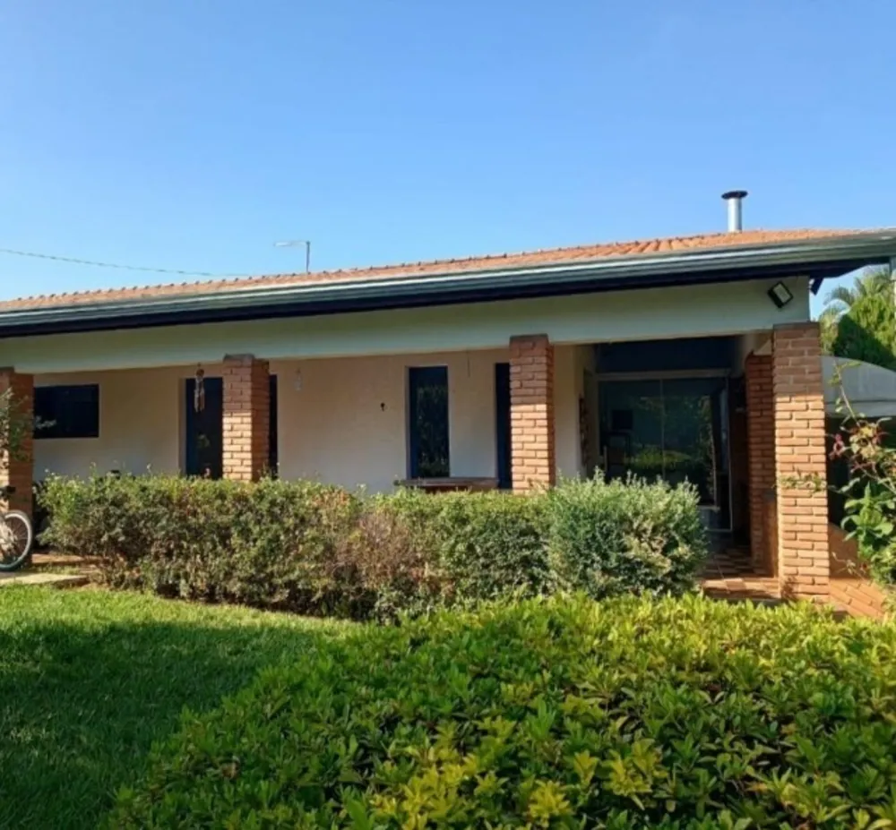 Chácara, 4 quartos, 1860 m² - Foto 1