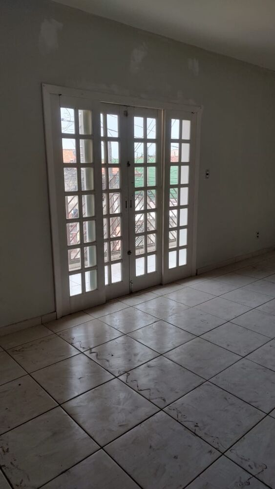 Casa, 4 quartos, 150 m² - Foto 1